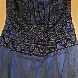 bcbg strapless embroidered lace gown